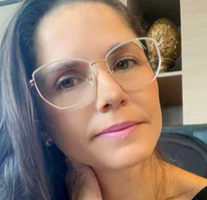 Sra. Sandrine - Síndica